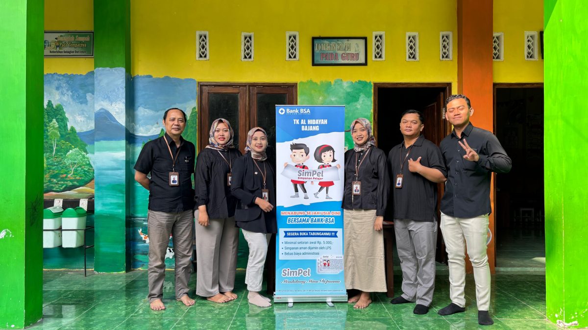 PT BPR Sum Adiyatra Gelar Sosialisasi Tabungan SimPel di TK Al Hidayah Bajang, Ajak Anak Usia Dini Gemar Menabung